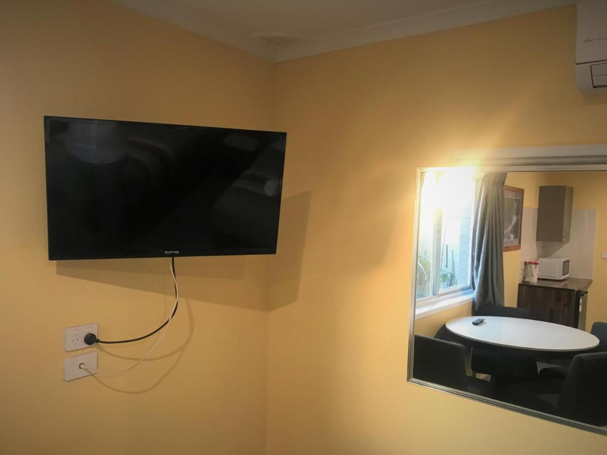 Toukley Motor Inn Екстер'єр фото
