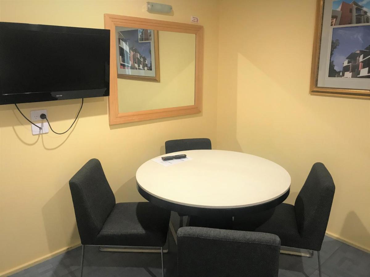 Toukley Motor Inn Екстер'єр фото