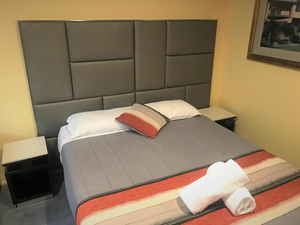 Toukley Motor Inn Екстер'єр фото
