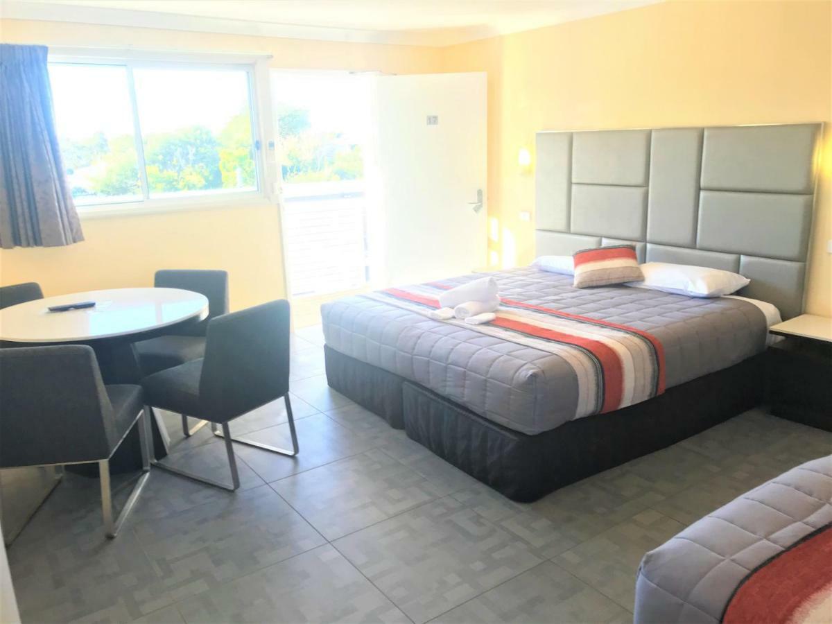 Toukley Motor Inn Екстер'єр фото